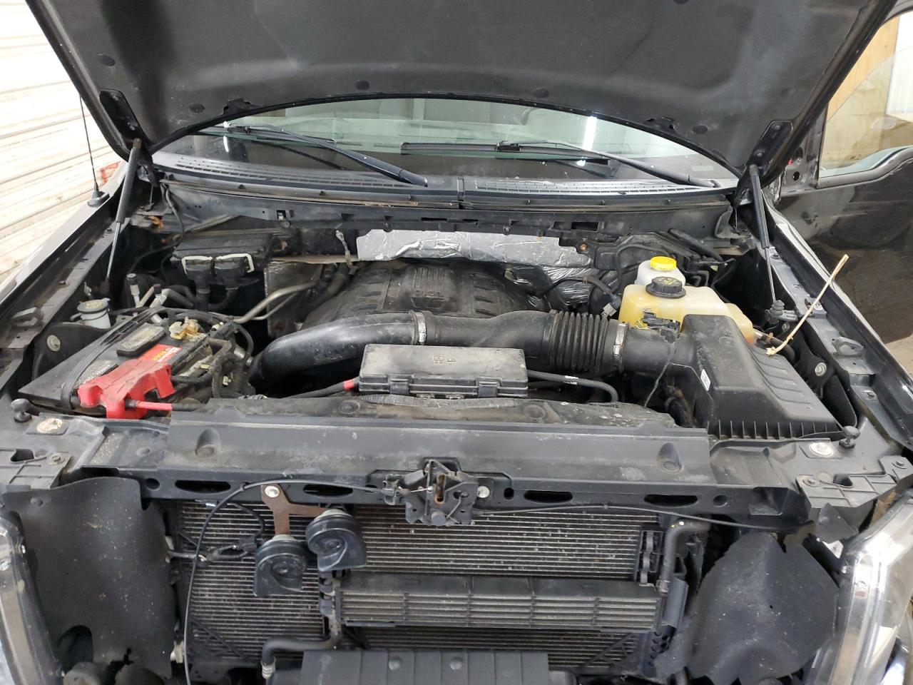 2014 Ford F-150 - Image 13