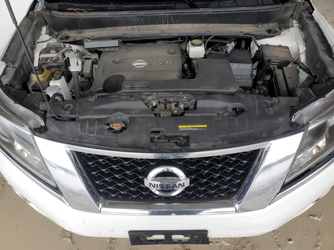 2013 Nissan Pathfinder - Image 13