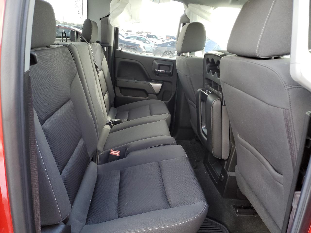 2016 Chevrolet Silverado - Image 10