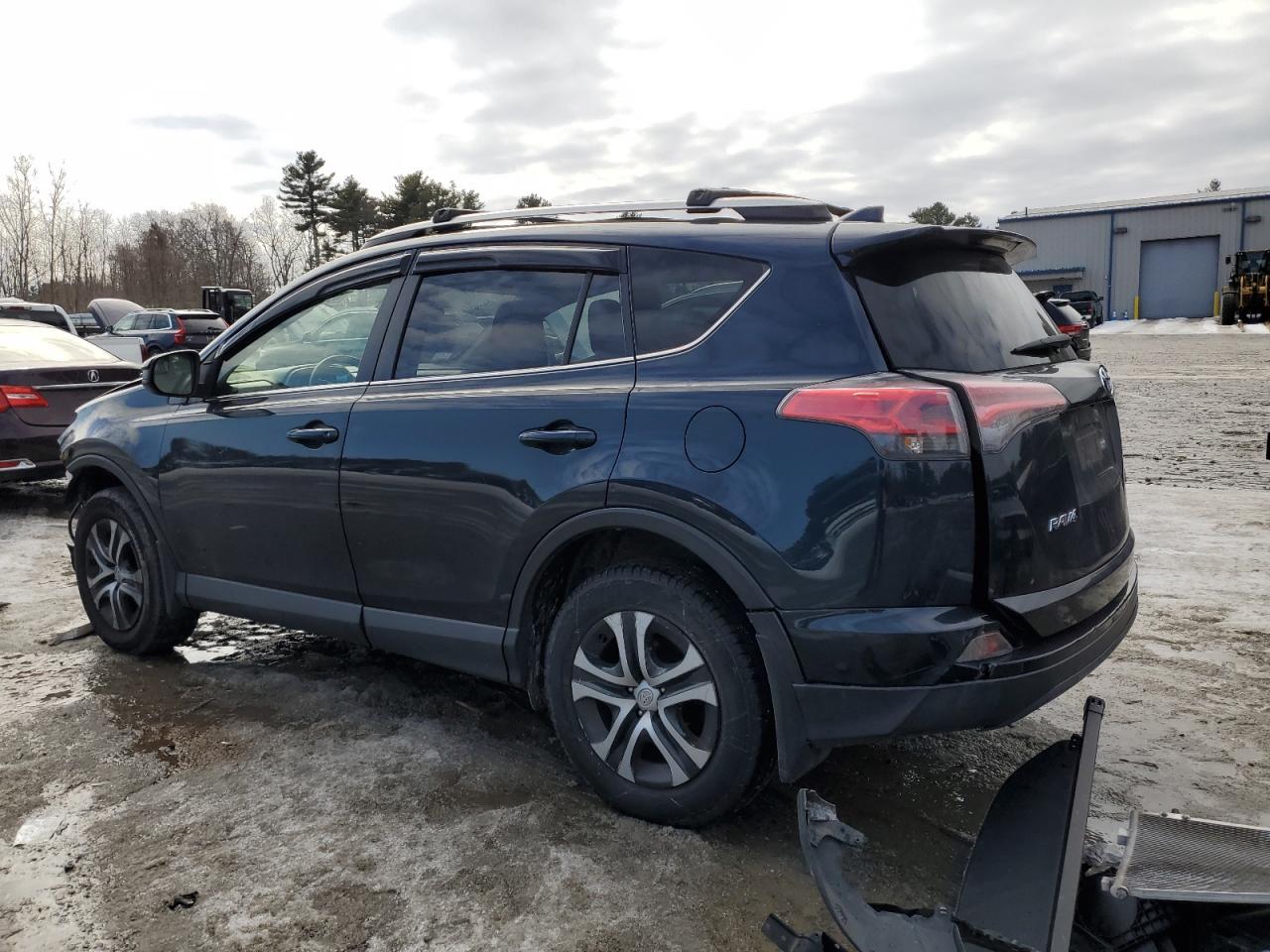 2017 Toyota RAV 4 - Image 2