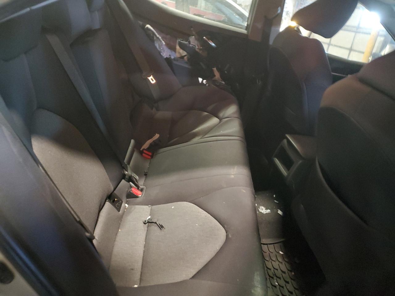 4T1B11HK2JU004140 TOYOTA CAMRY 2018