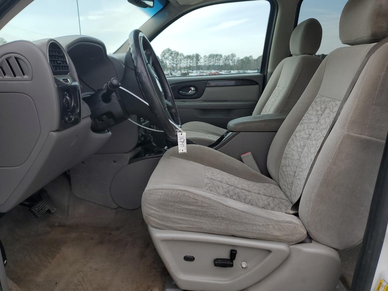 2007 GMC Envoy - Image 7