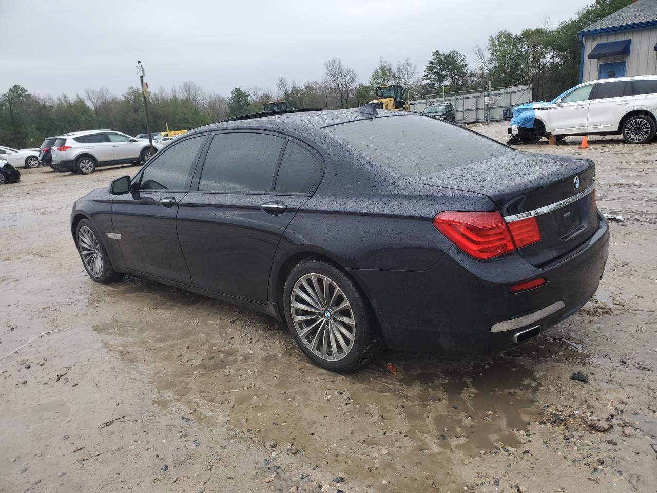 2010 BMW 7er - Image 2