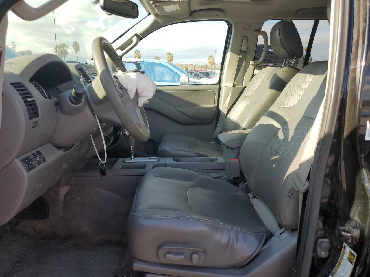 2014 Nissan Navara (Frontier) - Image 7