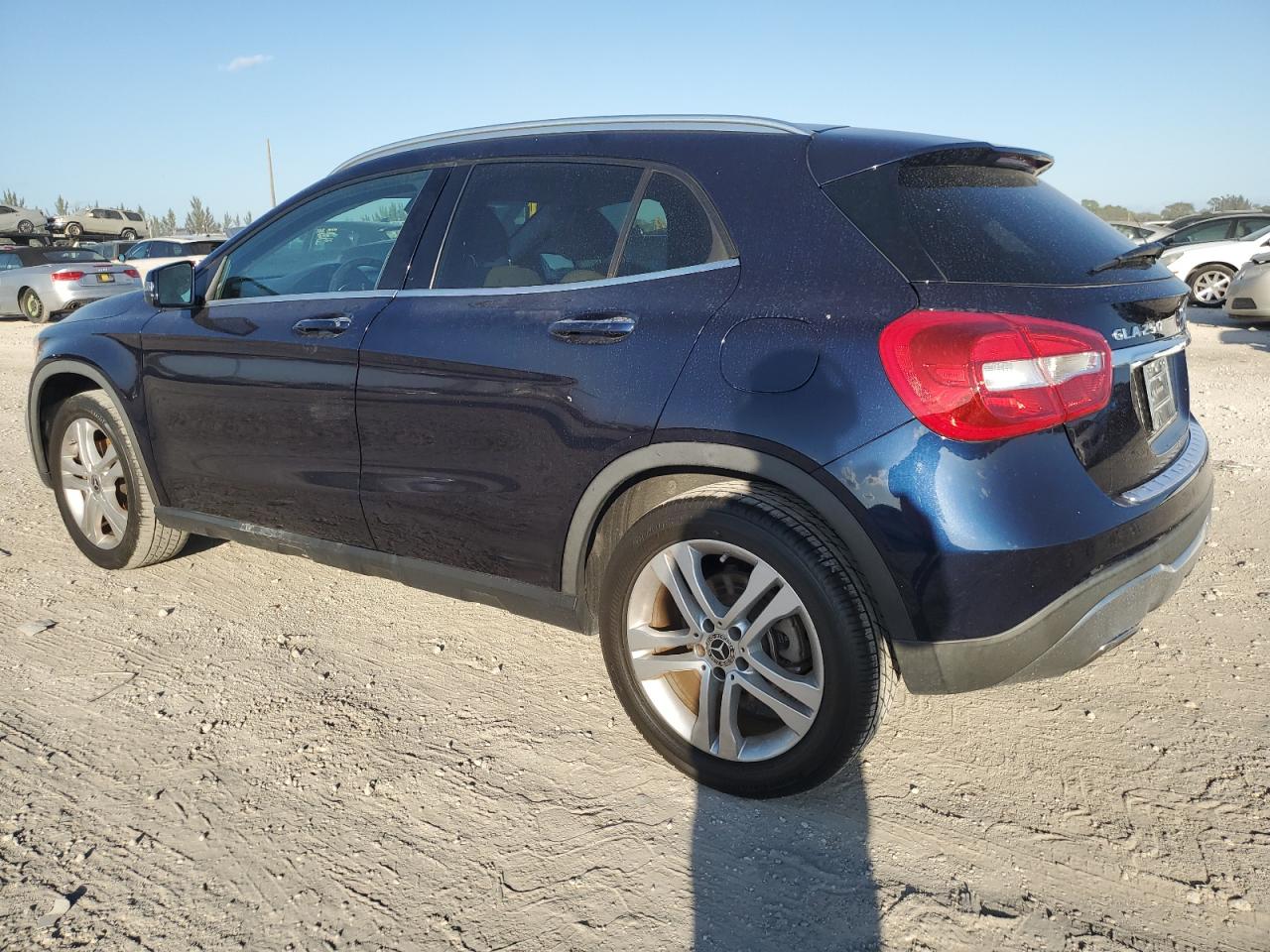 2018 Mercedes-Benz GLA-klasse - Image 2