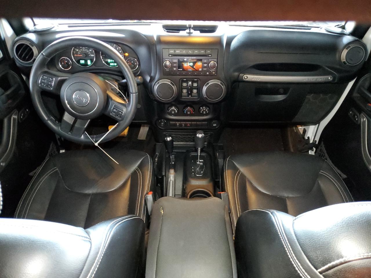 2015 Jeep Wrangler - Image 8