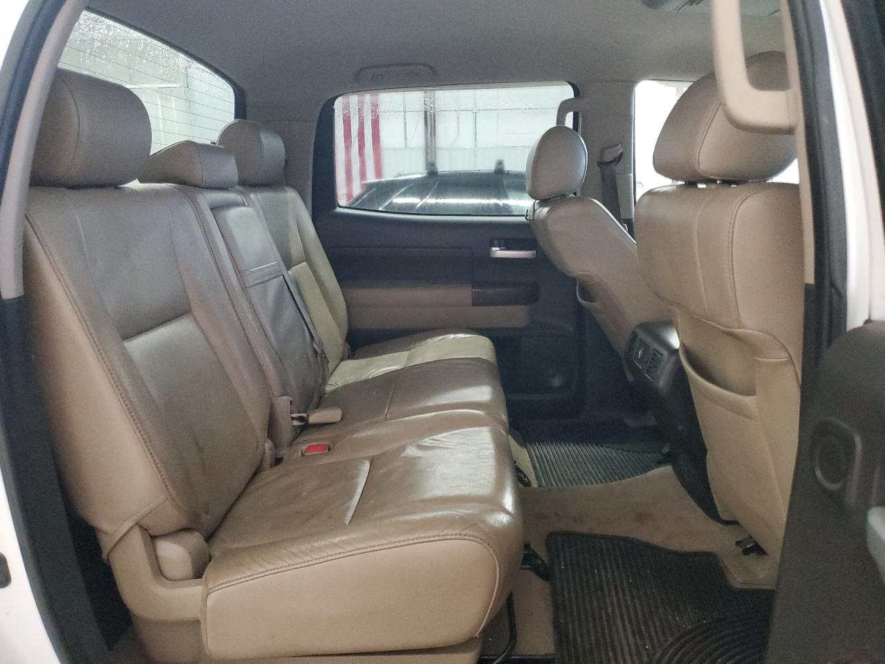 2010 Toyota Tundra - Image 10
