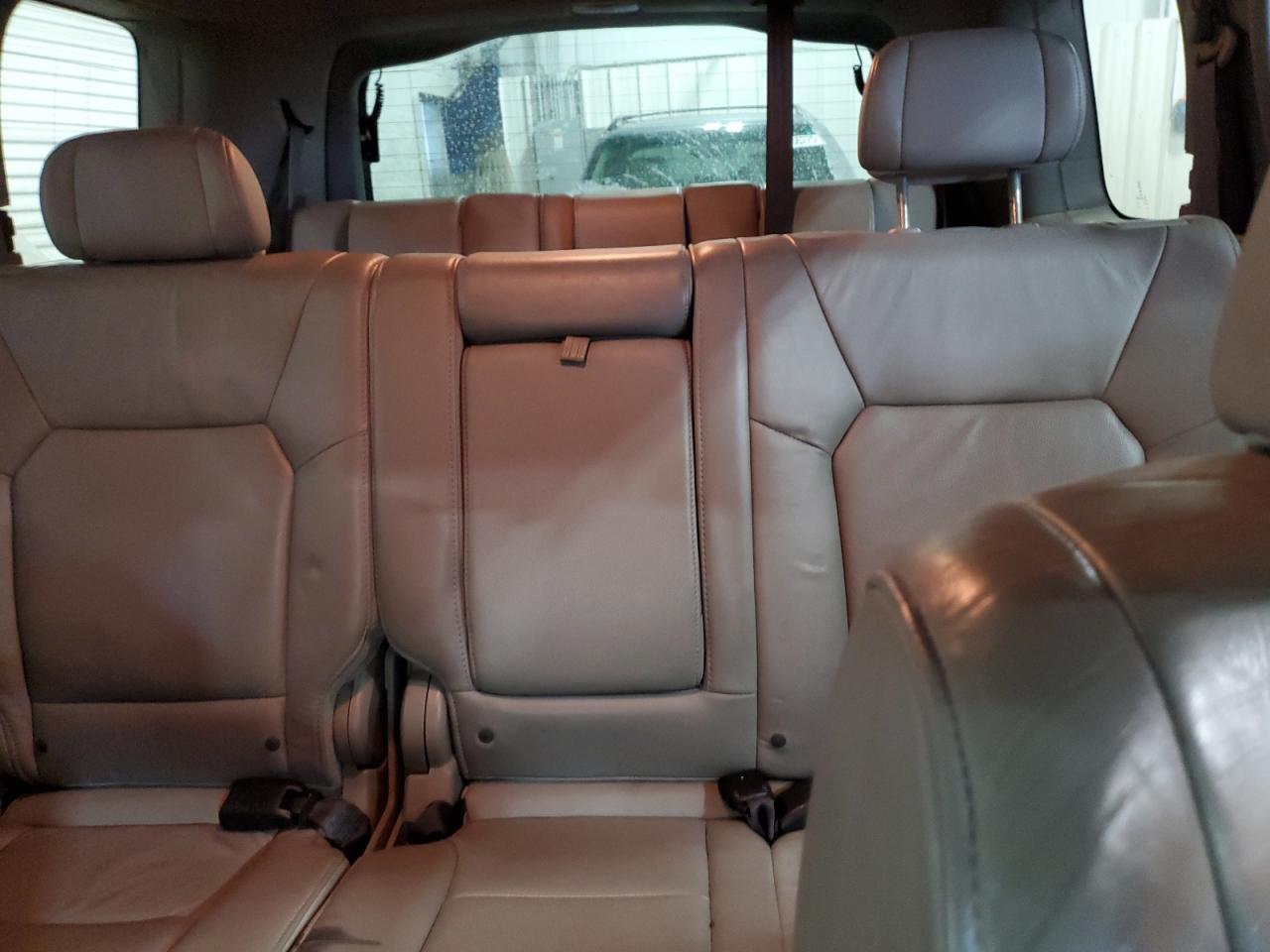 2010 Honda Pilot - Image 10