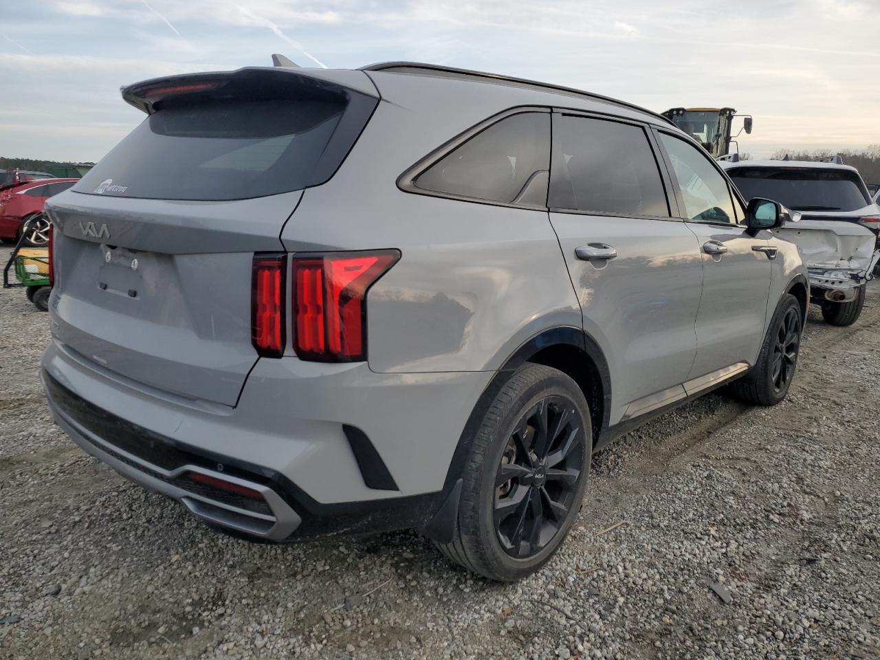 2023 Kia Sorento - Image 3