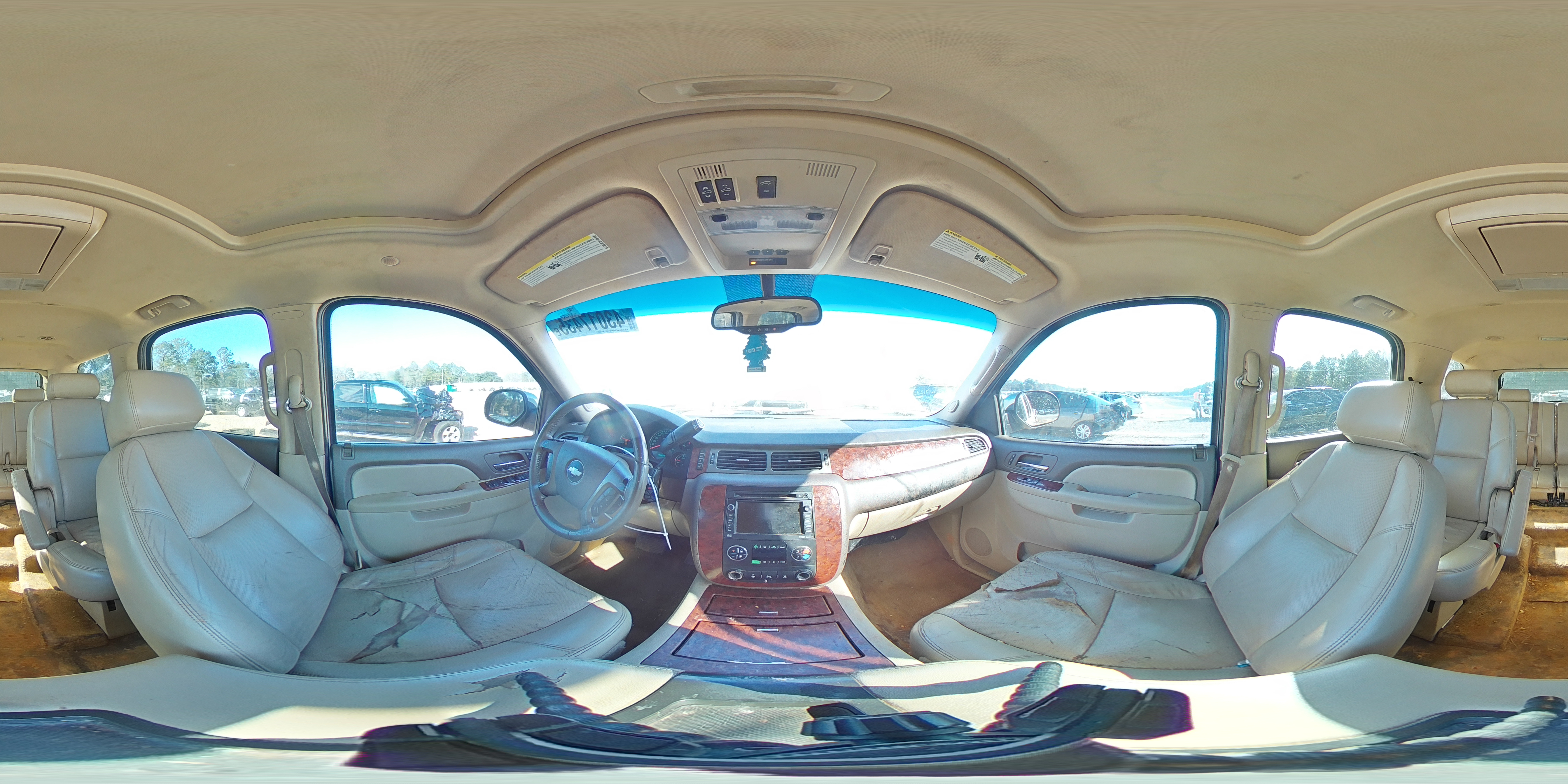 2010 Chevrolet Tahoe - Image 14