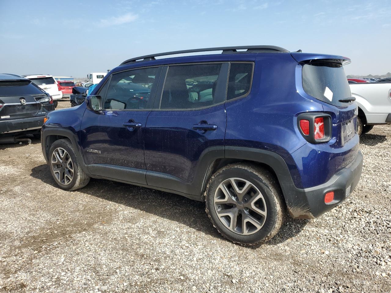 2017 Jeep Renegade - Image 2