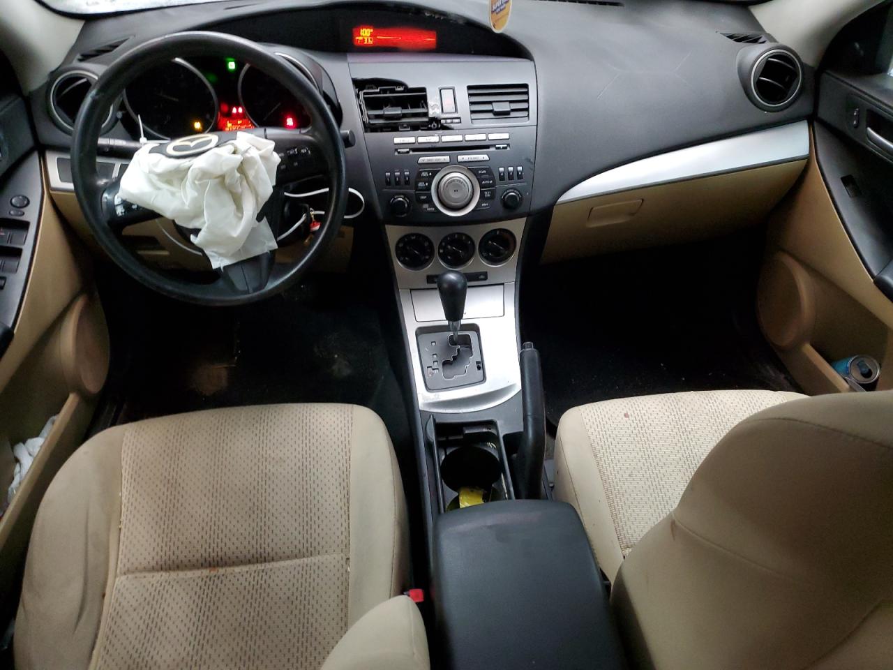 2010 Mazda 3 - Image 8