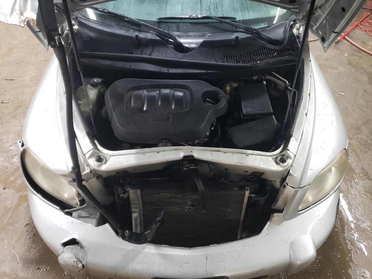 2009 Chevrolet HHR - Image 11