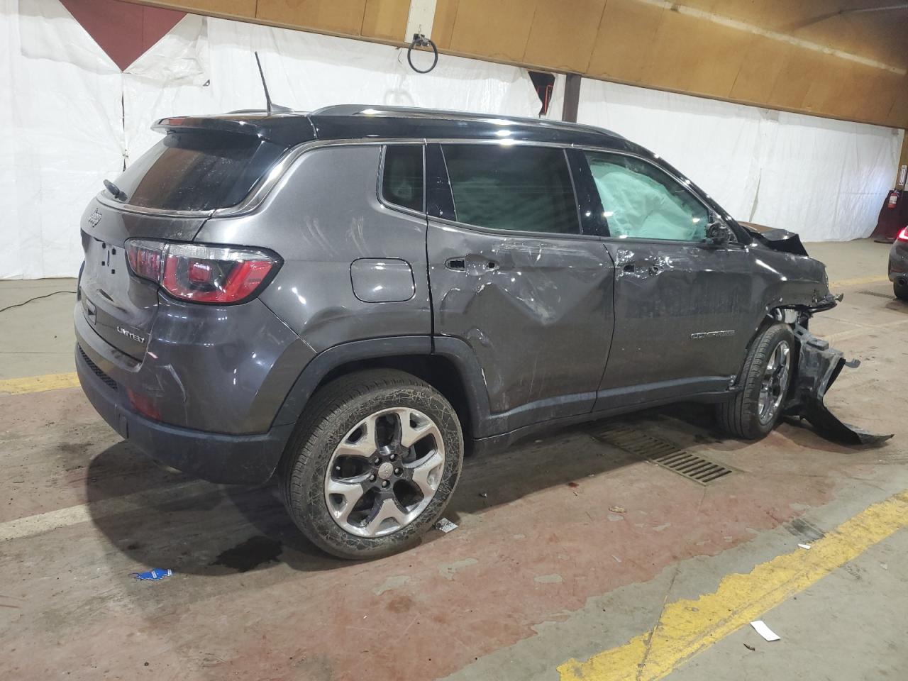 2019 Jeep Compass - Image 3