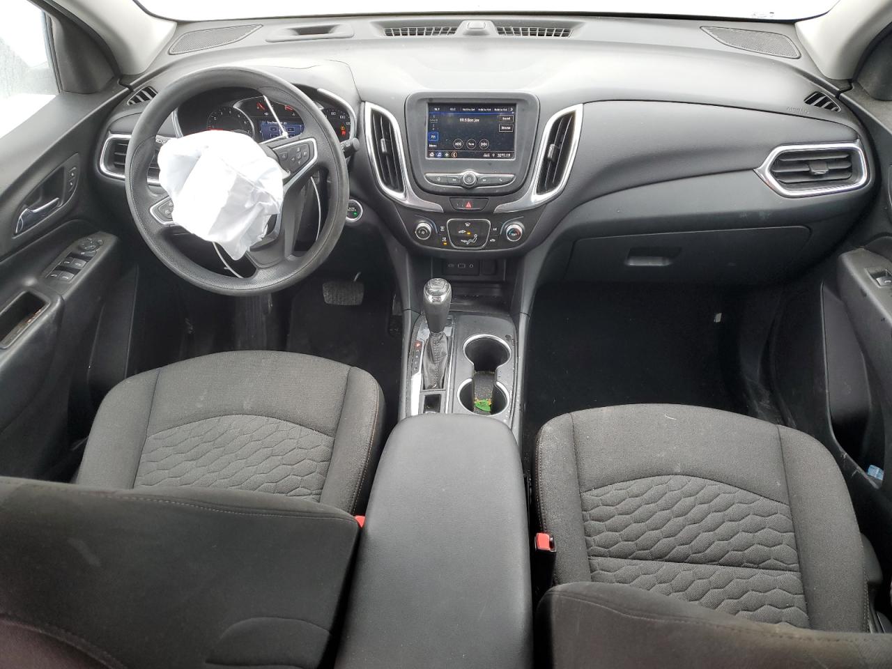 2021 Chevrolet Equinox - Image 8
