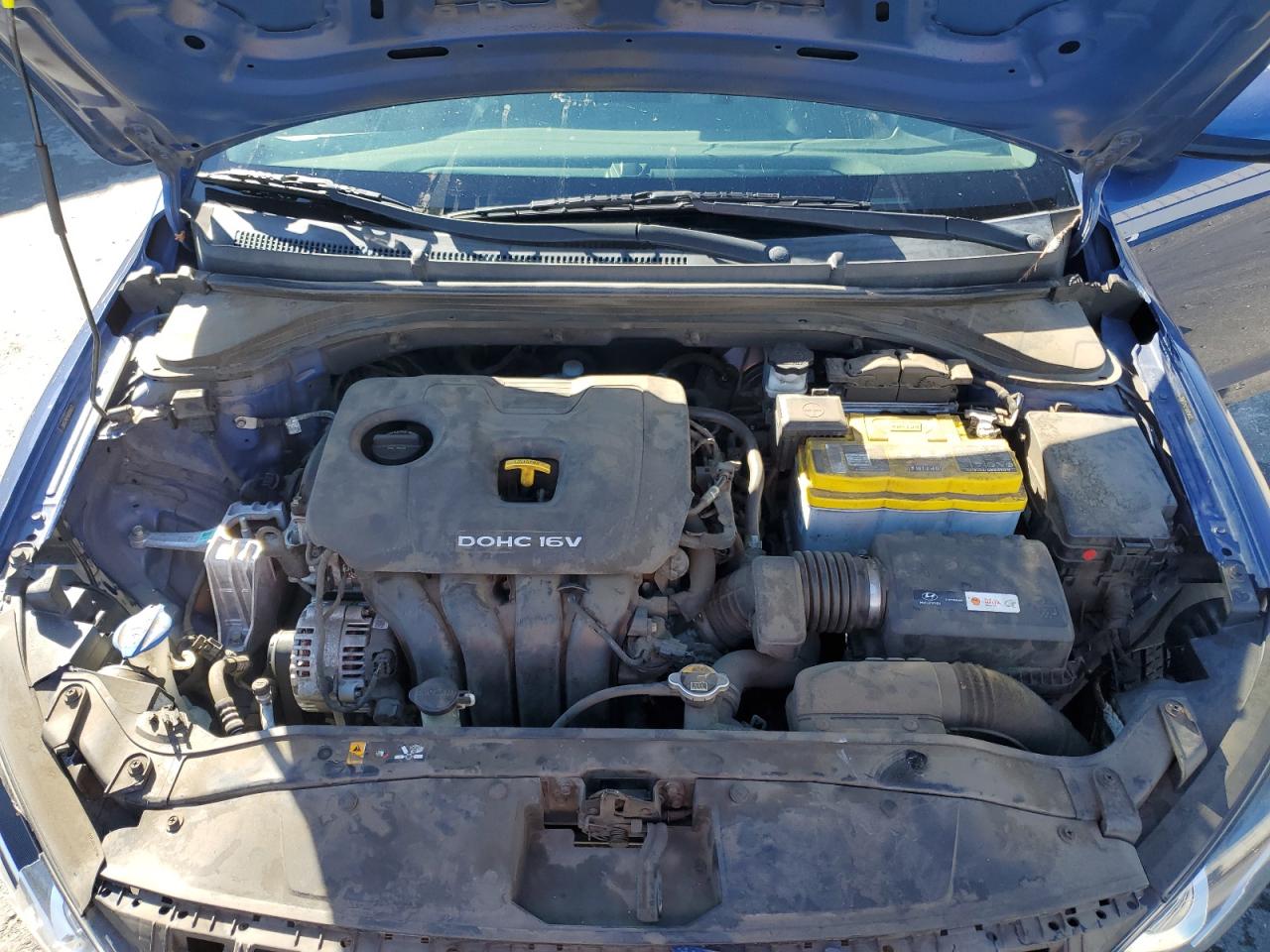 2018 Hyundai Elantra - Image 13