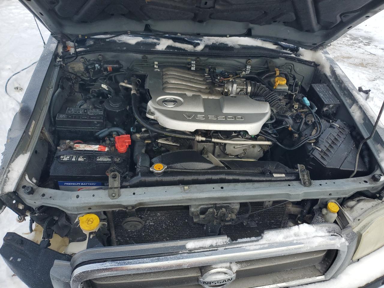 2004 Nissan Pathfinder - Image 12