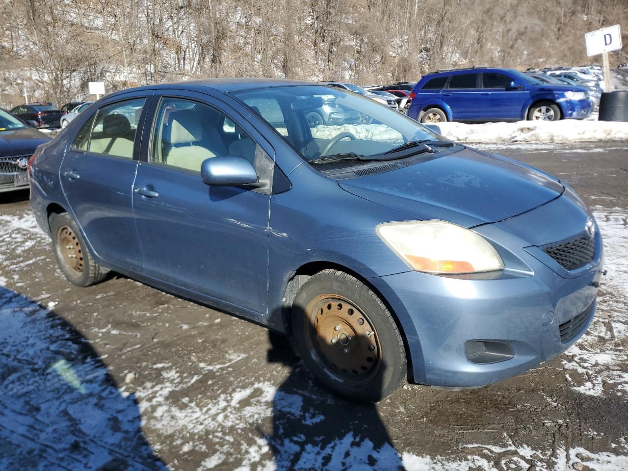 2011 Toyota Yaris - Image 4