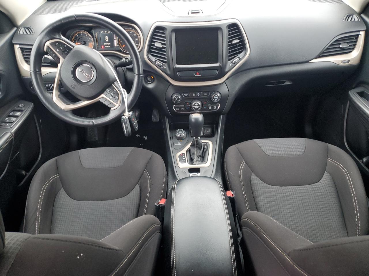 2016 Jeep Grand Cherokee - Image 8