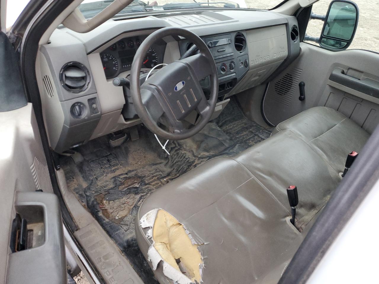 2008 Ford F250 - Image 8