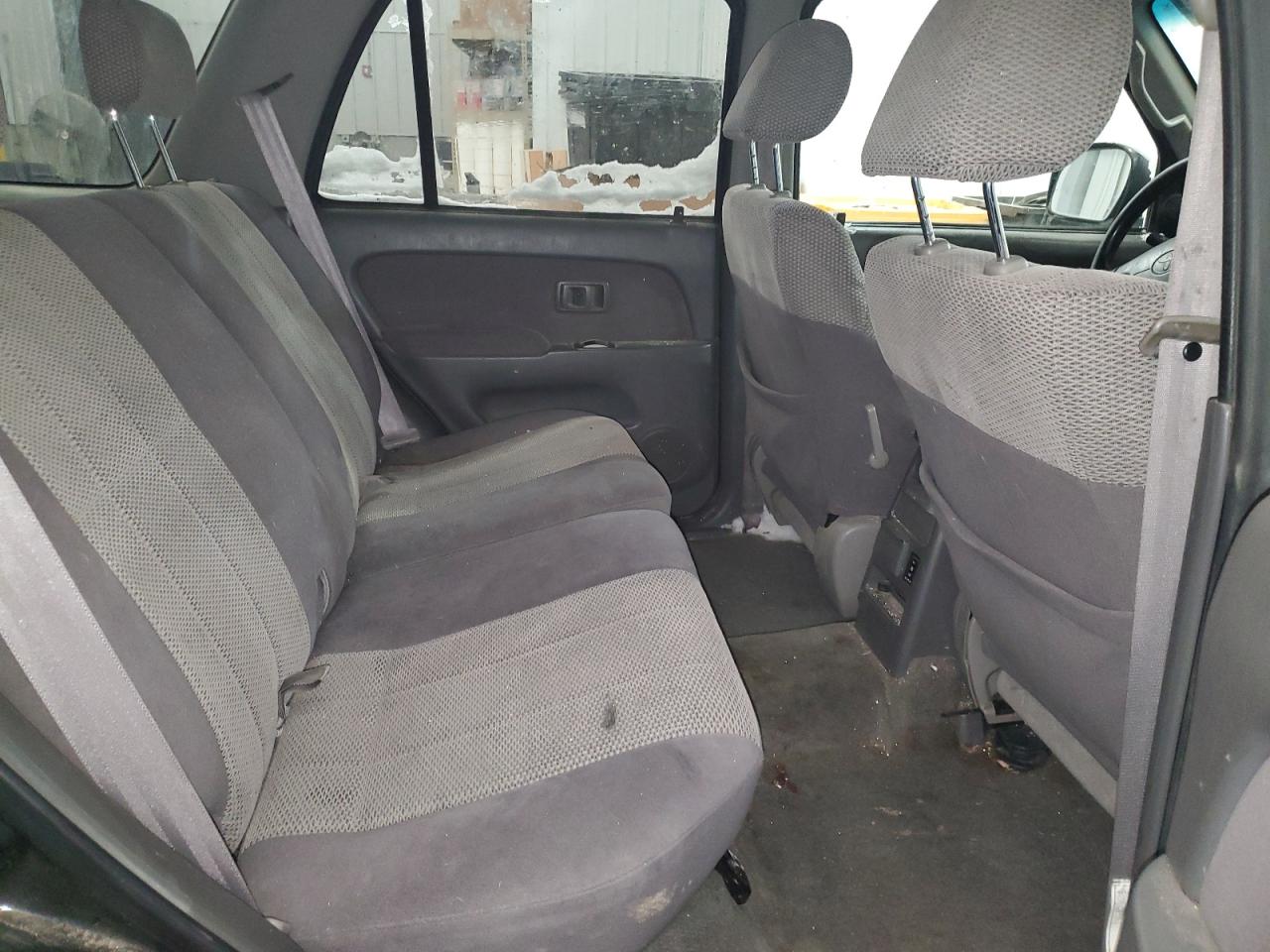 2002 Toyota 4Runner - Image 11