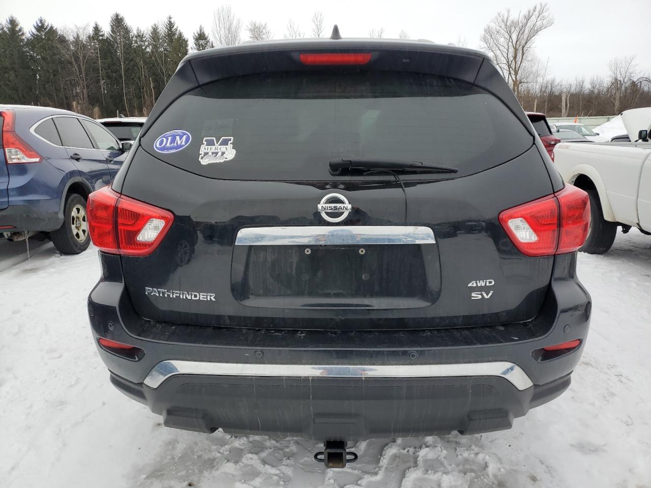 2019 Nissan Pathfinder - Image 6