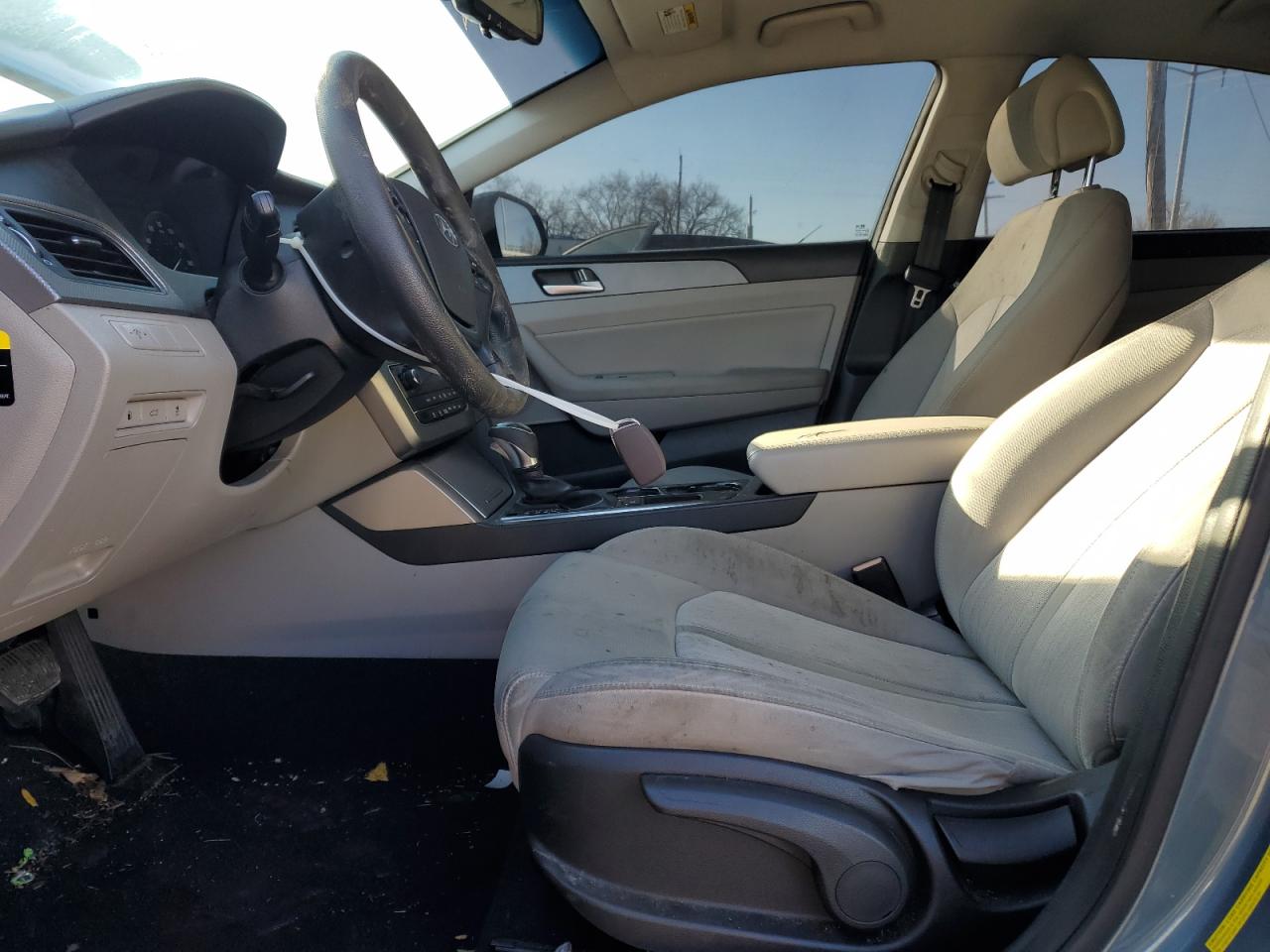 2016 Hyundai Sonata - Image 7