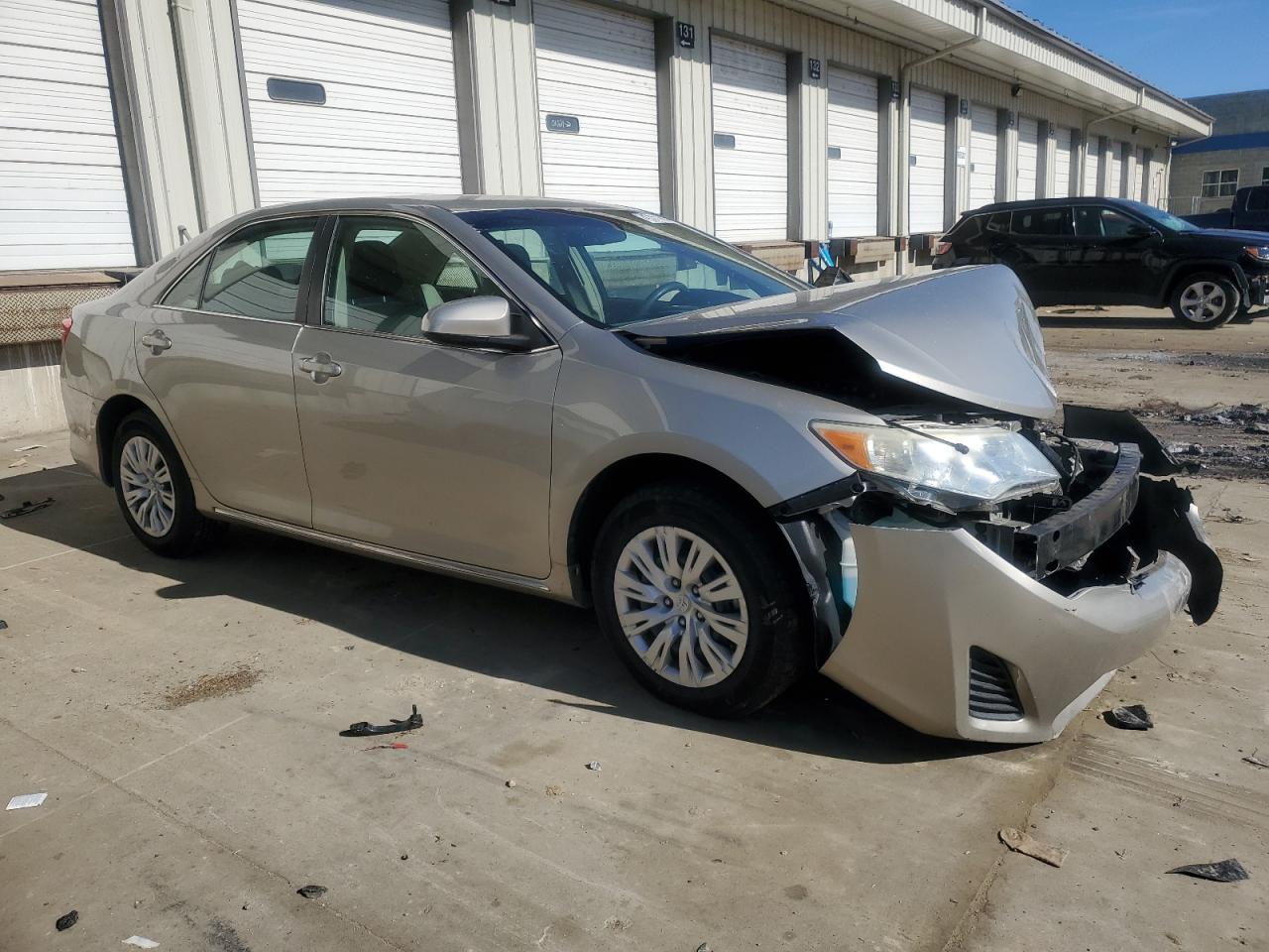 2013 Toyota Camry - Image 4