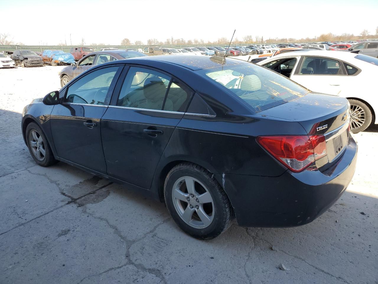 2015 Chevrolet Cruze - Image 2