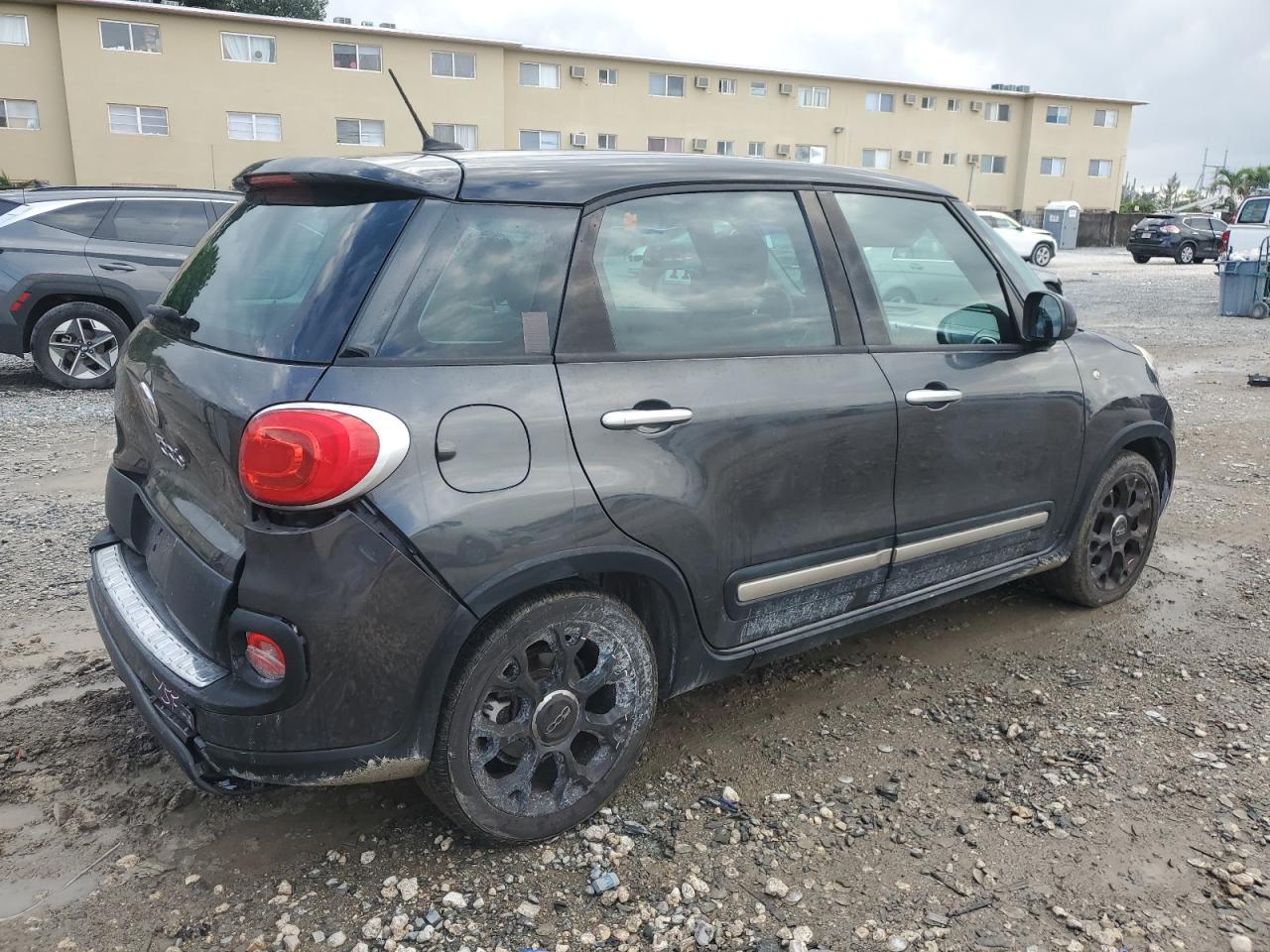 2015 Fiat 500 - Image 3