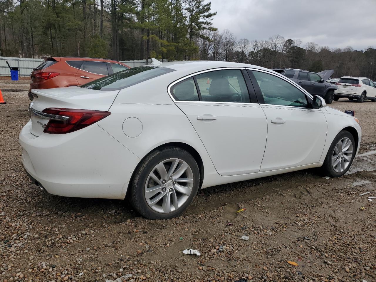 2014 Buick Regal - Image 3