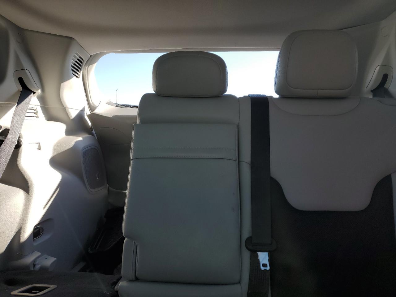 2018 Jeep Compass - Image 10