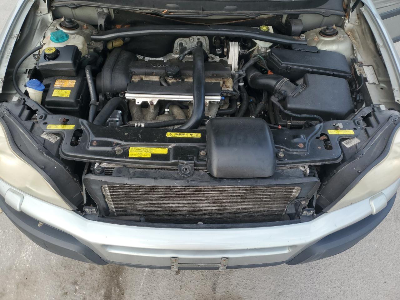 2004 Volvo XC90 - Image 12