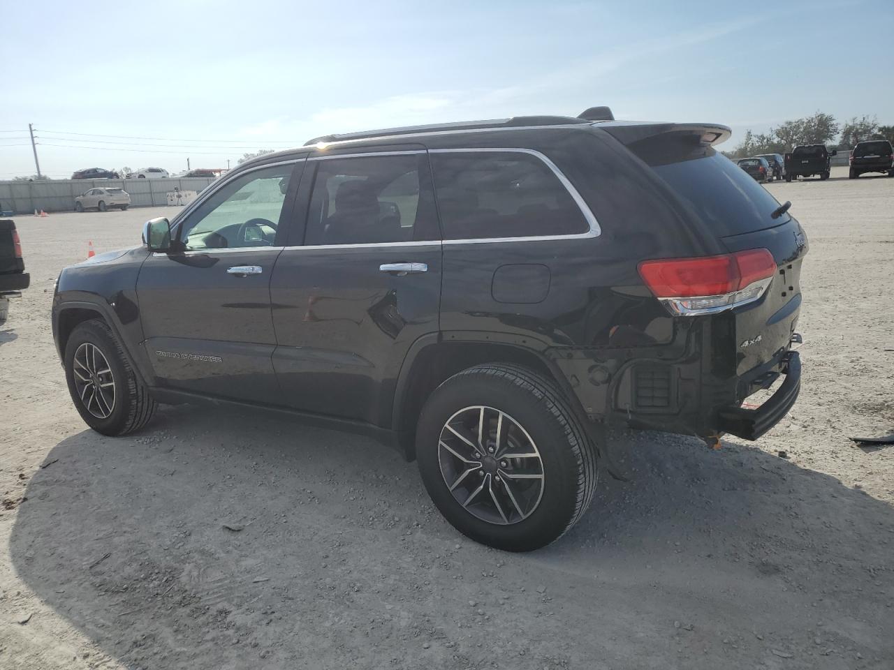 2019 Jeep Grand Cherokee - Image 2