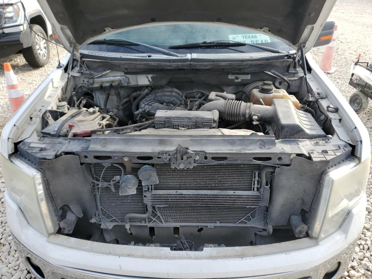 2011 Ford F-150 - Image 11