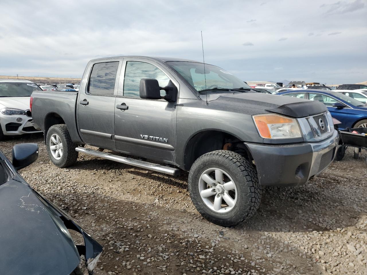 2011 Nissan Titan - Image 4