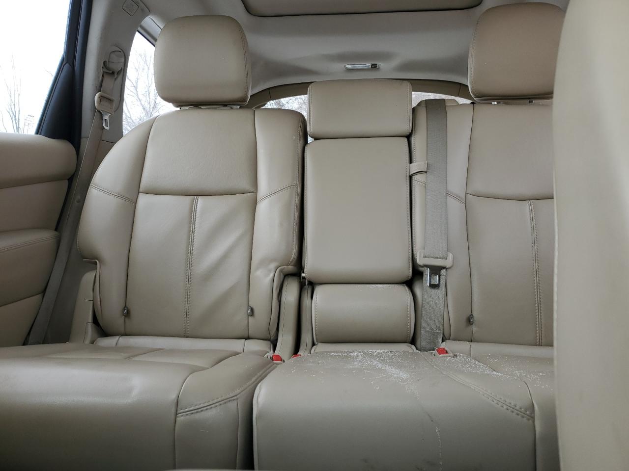 2015 Nissan Pathfinder - Image 10