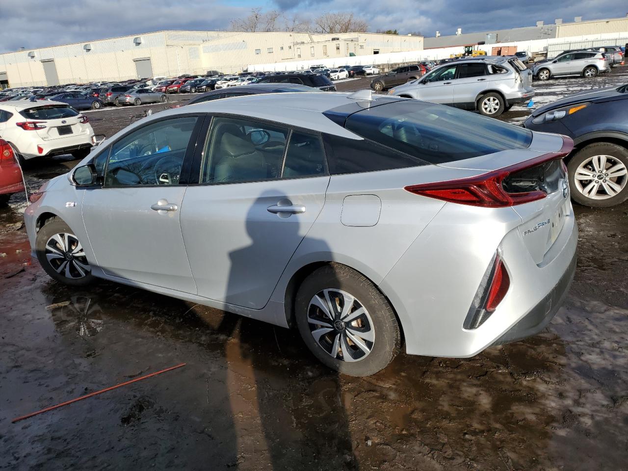 2017 Toyota Prius - Image 2