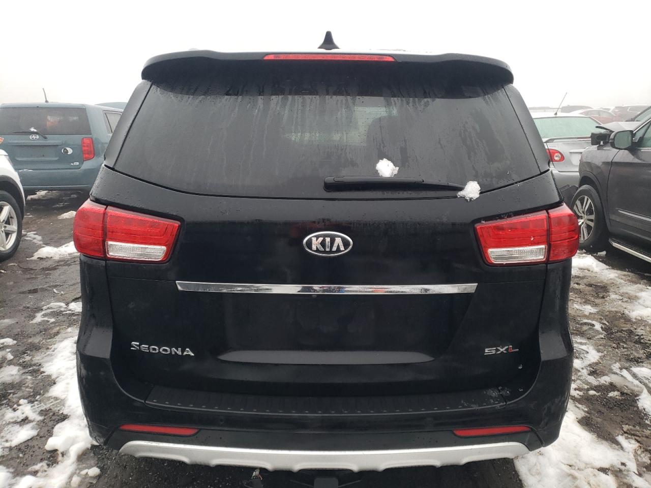 2015 Kia Sedona - Image 6