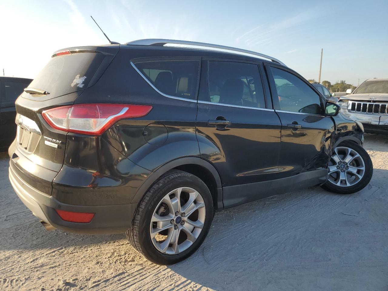 2015 Ford Escape - Image 3