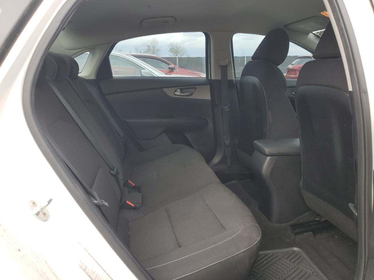 2019 Kia Forte - Image 10
