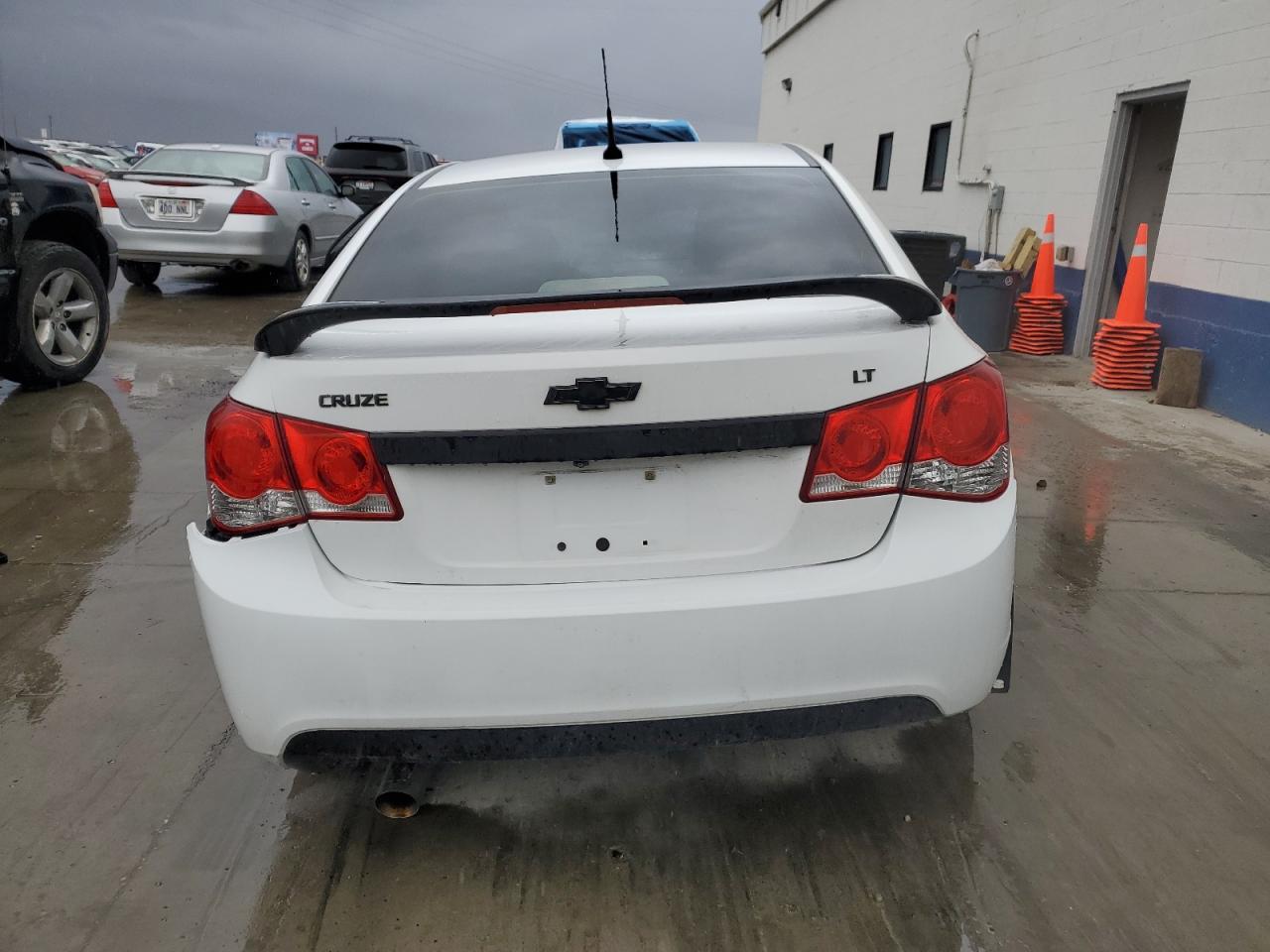 2013 Chevrolet Cruze - Image 6