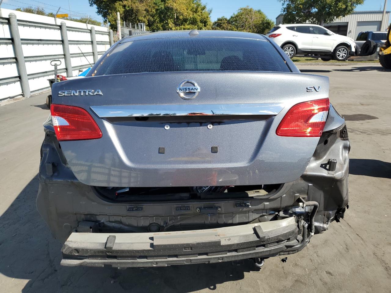 2018 Nissan Sentra - Image 6