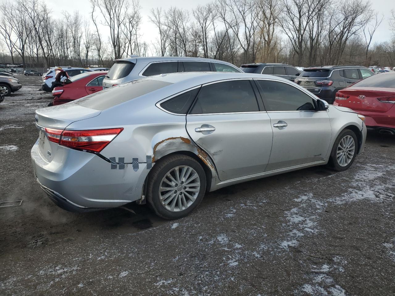 2014 Toyota Avalon - Image 3