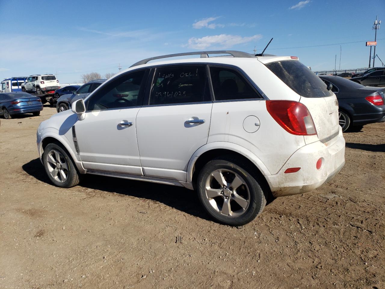 2014 Chevrolet Captiva - Image 2