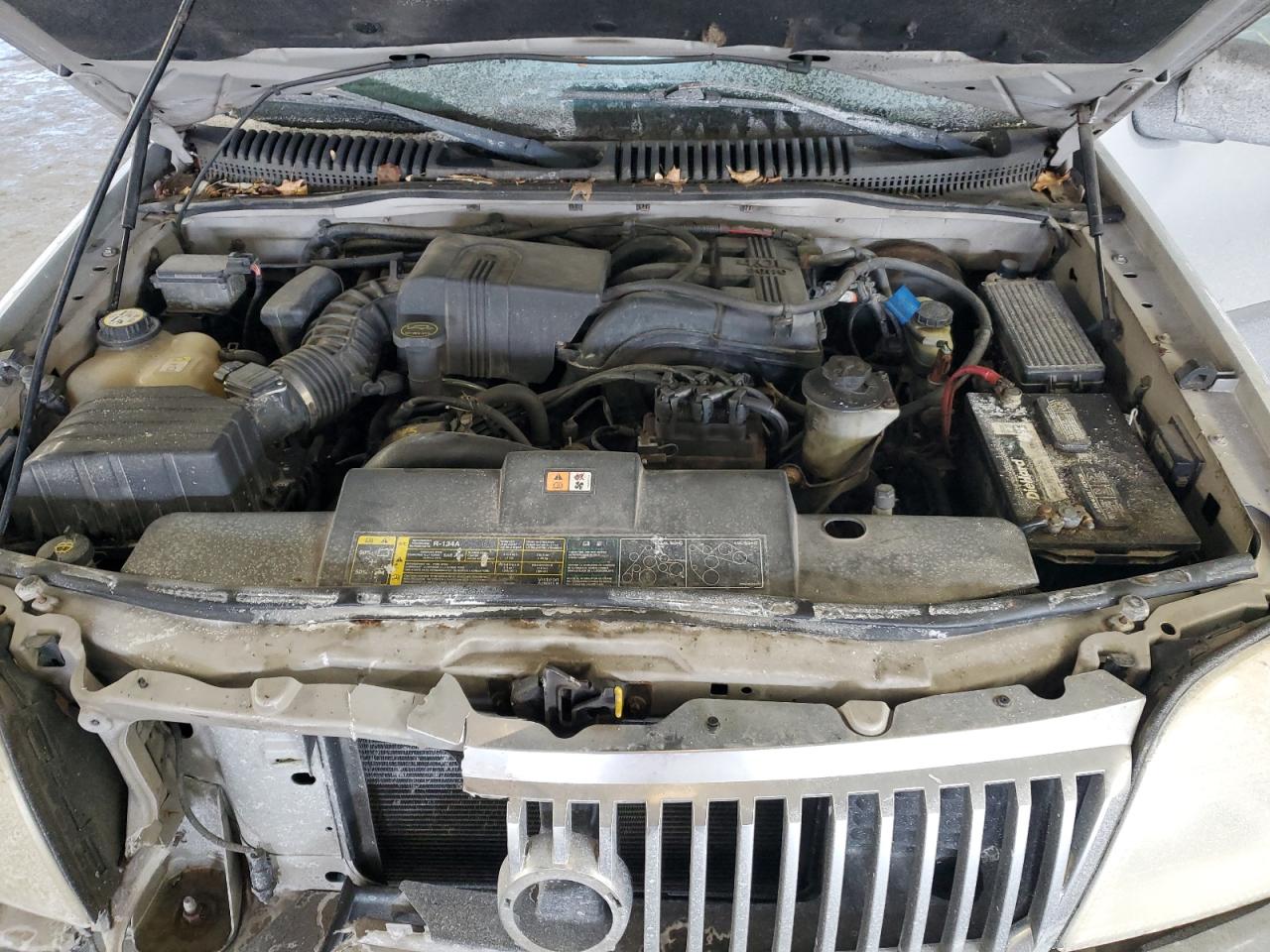 2002 Mercury Mountaineer - Image 14