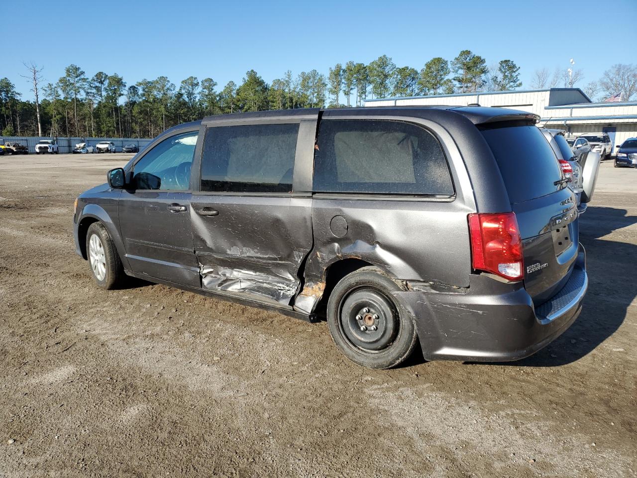 2016 Dodge Caravan - Image 2