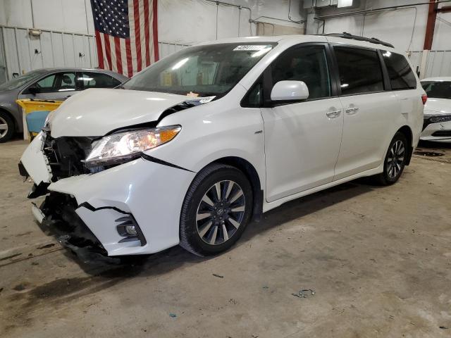 2019 Toyota Sienna Xle