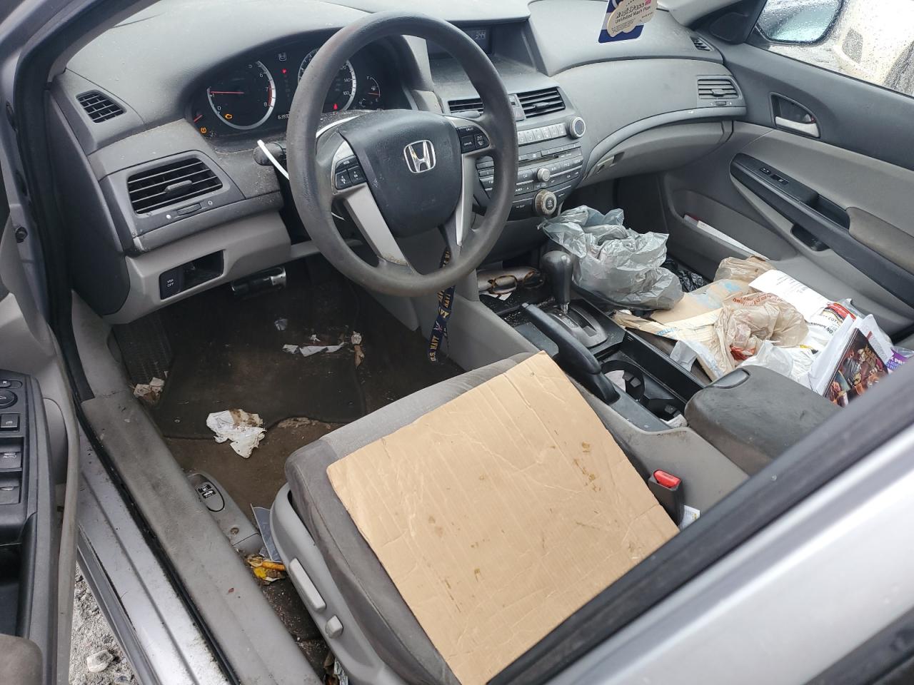 2010 Honda Accord - Image 8