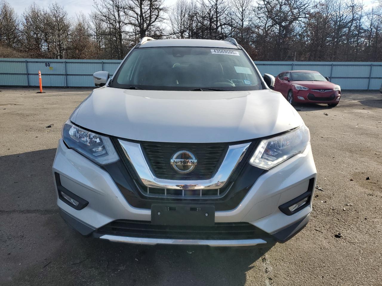 2019 Nissan Rogue - Image 5
